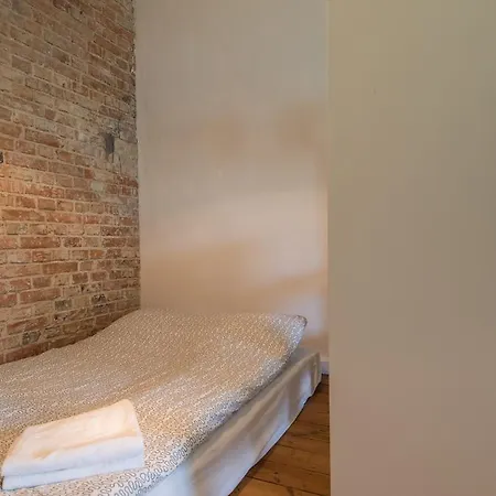 Bizzi Luxprochnika Studio Warschau