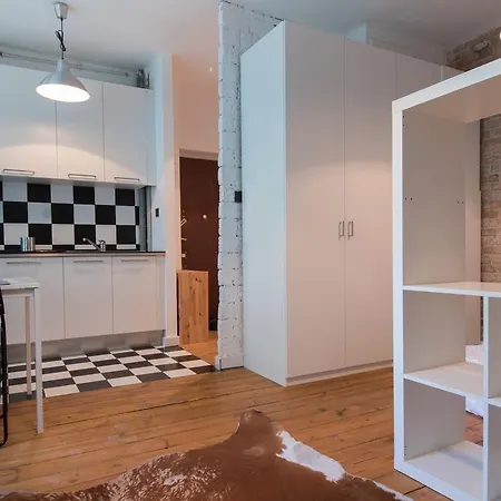 Bizzi Luxprochnika Studio